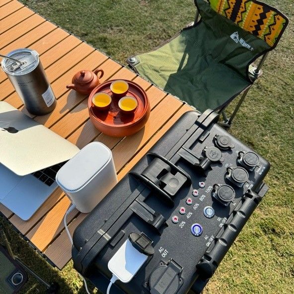 Banque d'alimentation à batterie au lithium portable pour les stations de recharge de camping et de maison