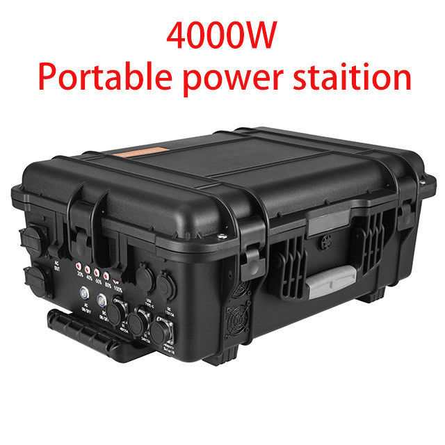 Temps de charge de 6 à 7 heures 4 kW de puissance mobile extérieure 50 Hz 110V/220V LiFePO4 centrale électrique d'urgence