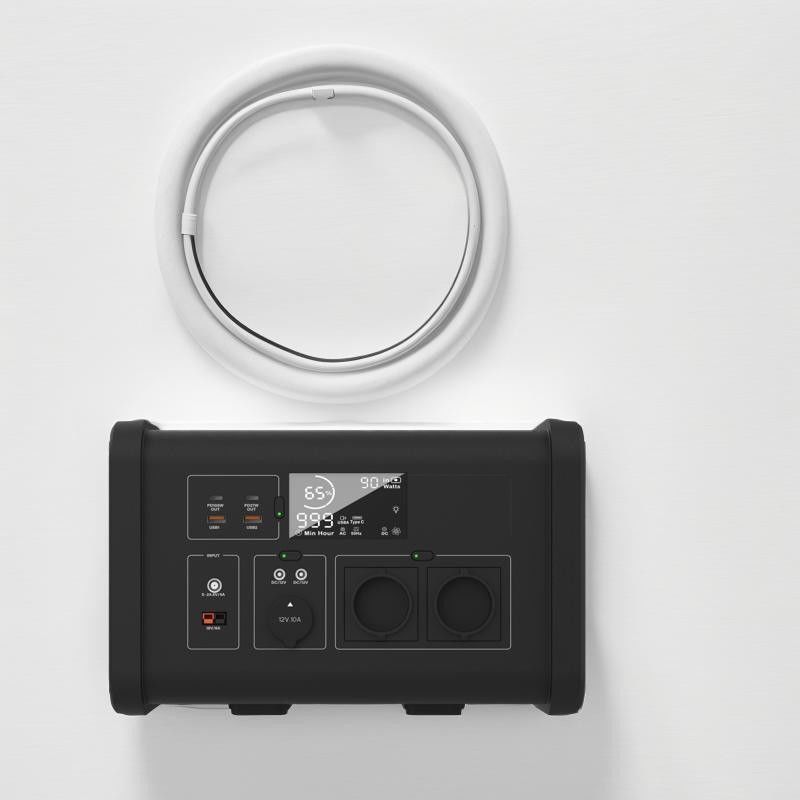 Station électrique portable à cellules solaires LiFePO4 légère 230V 700W pour les situations d'urgence extérieures