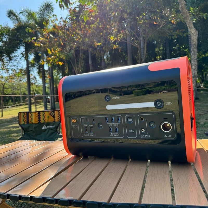 600W 2200W 3000W Générateur solaire centrale électrique portable pour camping en plein air