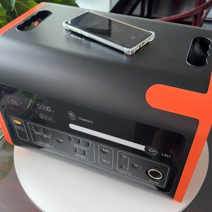 Panneau solaire pour une centrale électrique portable au lithium à recharge rapide Fréquence de sortie 50/60Hz