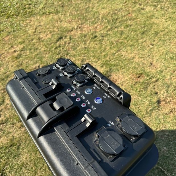 Poulie à tige de traction en alliage ABS 6000W 7000W 220V Générateur de batterie portable LiFePO4 pour une charge rapide