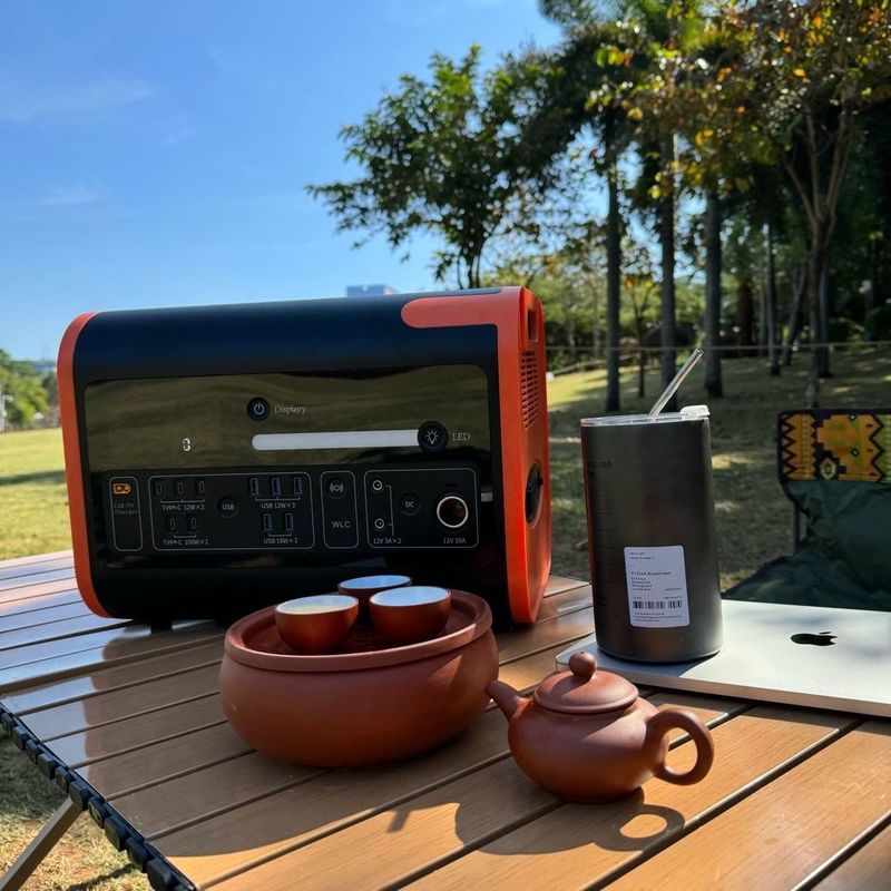 2000W 2200W LiFePO4 batterie centrale électrique portable pour camping extérieur