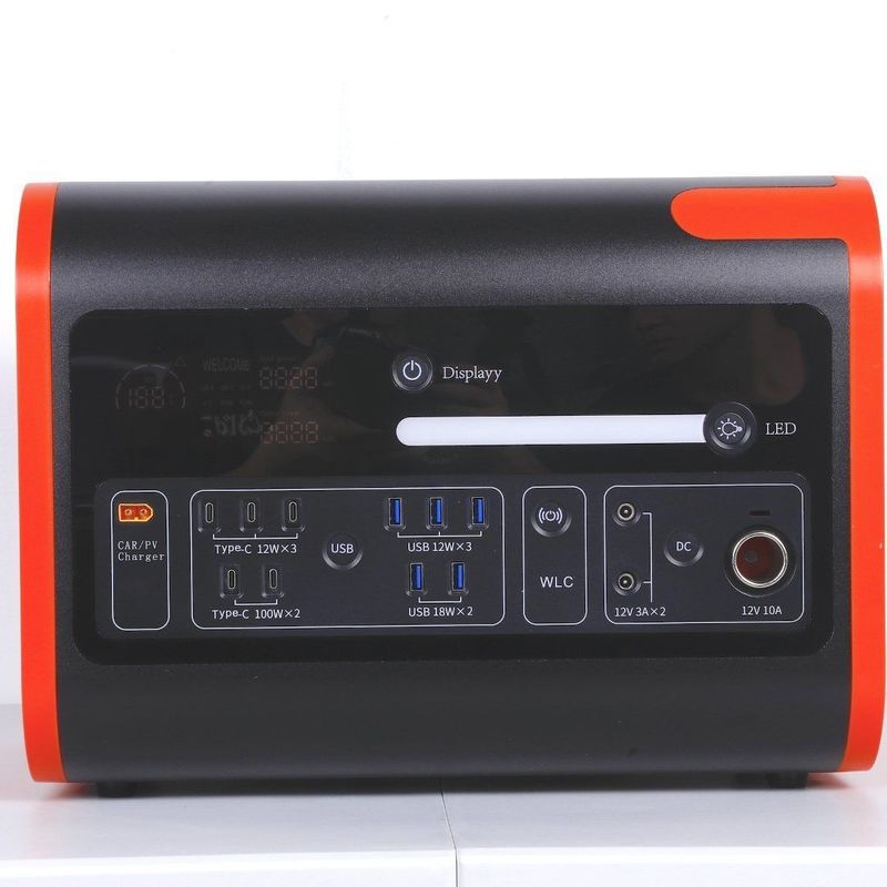 Station solaire d'urgence de charge sans fil de 15 W pour le camping et les voyages en plein air
