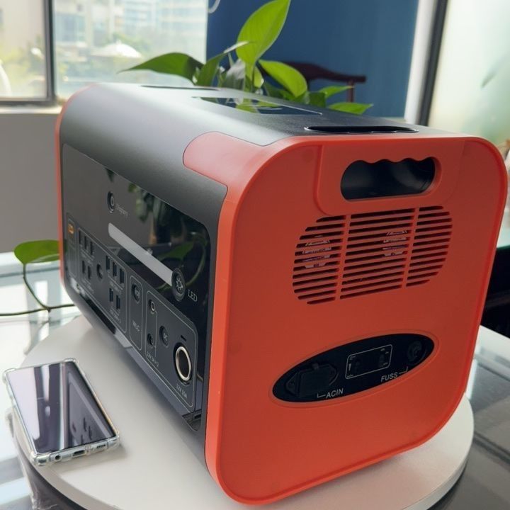 15W de charge sans fil LED éclairage Station électrique mobile portable pour voiture et système solaire