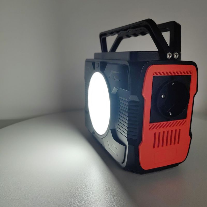 Station solaire portable 200 W de sortie en courant continu alternatif pour les activités en plein air et les situations d'urgence