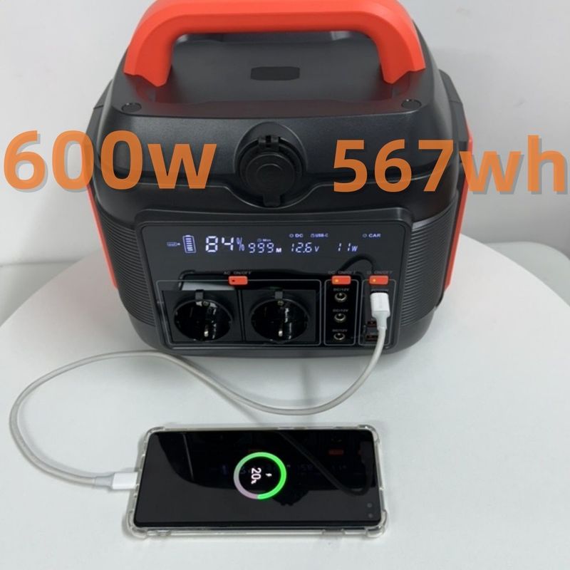 Générateur solaire simple et sécuritaire à bord de la centrale électrique 600W288wh