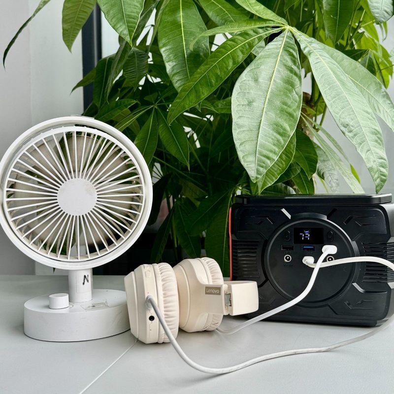 Meilleure centrale électrique de camping 173wh 300W 200W Générateur solaire avec batterie au lithium ternaire