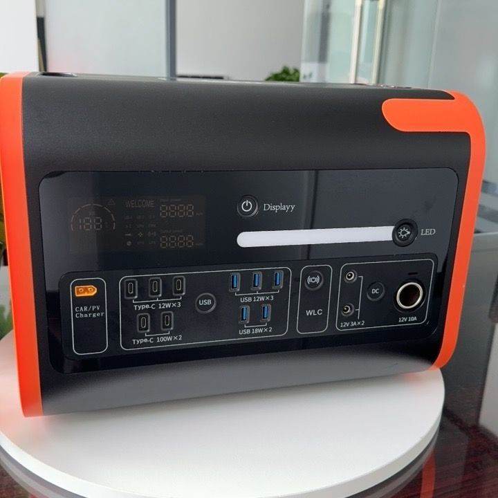 Centrale électrique d'urgence extérieure de grande capacité 2200W 2048wh 40ah avec USB 12W*3/18W*2