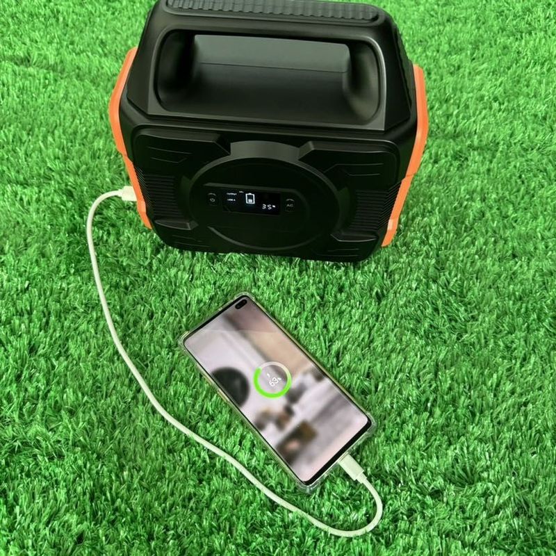Centrale électrique à batterie au lithium de 300 W et générateur solaire extérieur recyclable pour l'extérieur