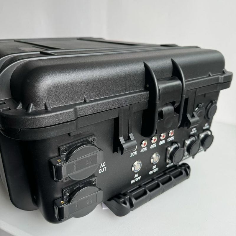 Mode de charge de l'adaptateur CA Système de batterie de stockage d'énergie LiFePO4