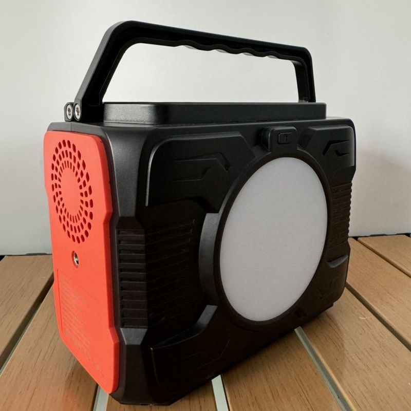200 W de sortie de courant alternatif Station solaire portable 110/220V-50Hz/60Hz Batterie au lithium 173wh