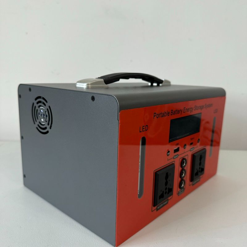 Correction de la forme de l'onde de sortie de l'onde 500W Station électrique portable à recharge rapide avec courant continu alternatif