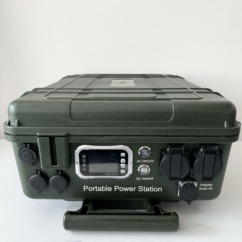 Station de chargement solaire portable de 6000 W avec cadre moyen ABS et contrôleur MPPT