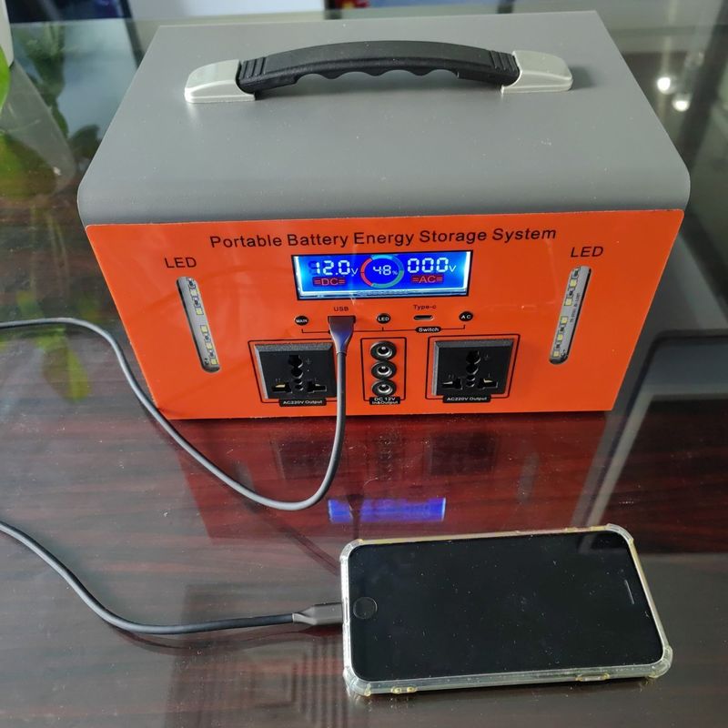 Puissance nominale de sortie de 300 W Type-C 5V/10W centrale électrique portable pour charge mobile de bureau